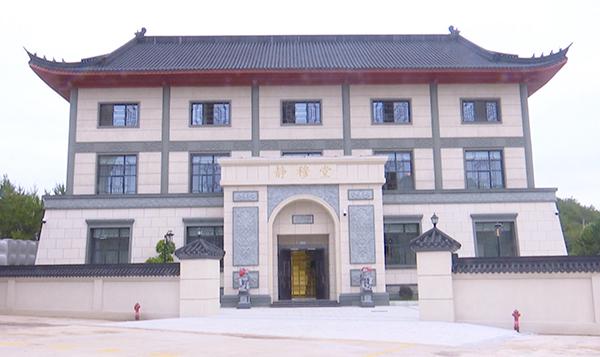 加强殡葬改革建设公益性骨灰楼堂